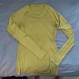 Lululemon Swiftly Tech Long Sleeve
